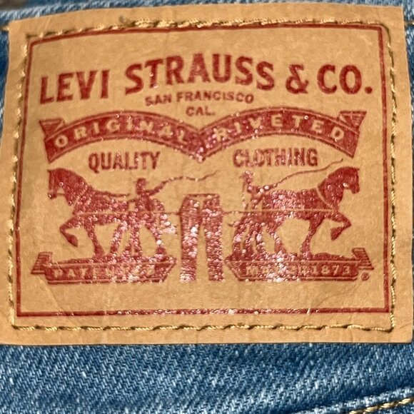LEVI'S RIBCAGE STRAIGHT ANKLE Waist 32 L 27  Blue Denim Button Fly Jeans - EUC - Picture 12 of 13